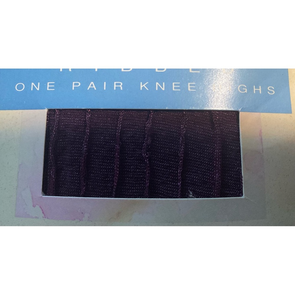 Honors Hosiery Ribbed Knee highs. Burgandy. Sheer.